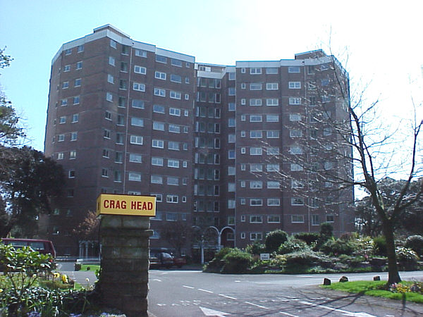 Crag Head, Bournemouth, April 6, 1999 (80199 bytes)